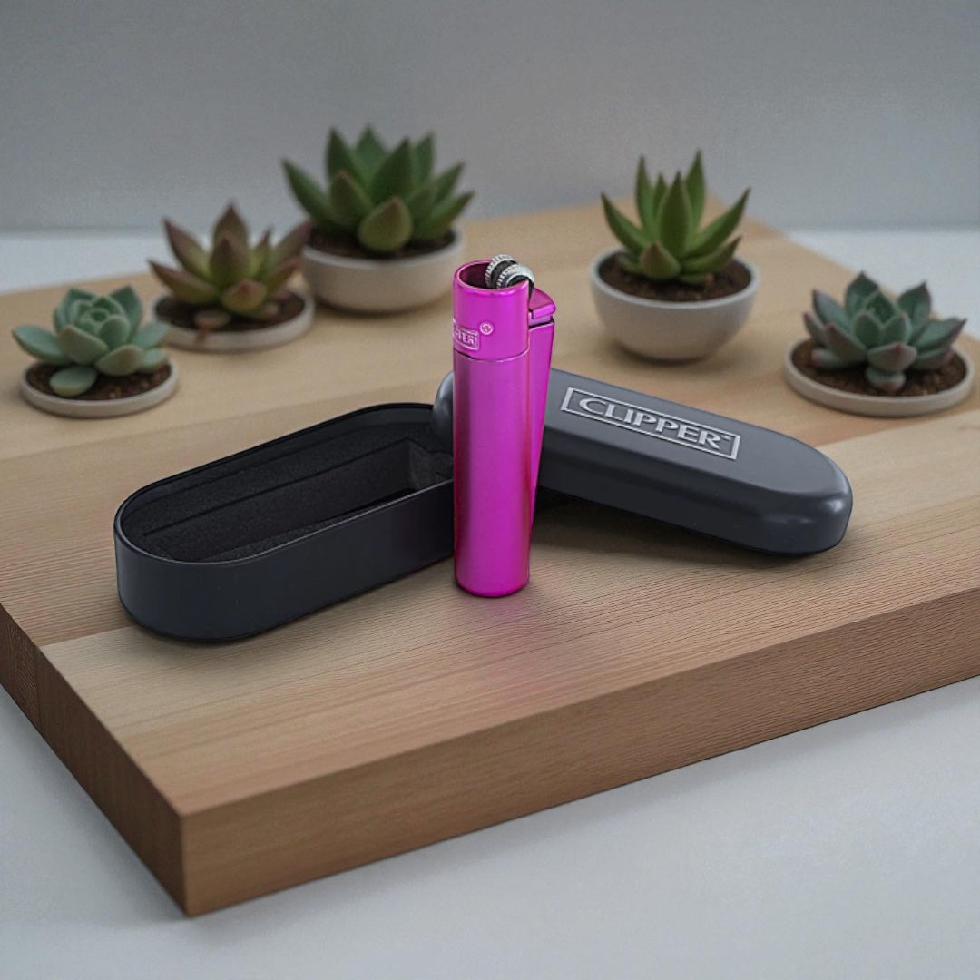 Clipper Metall Feuerzeug: Fuchsia Matt