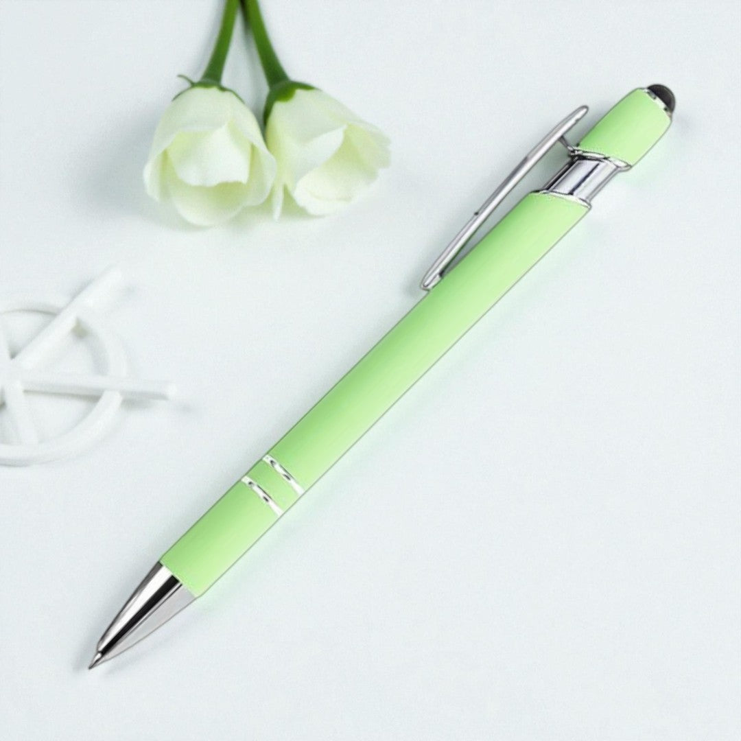 Personalisierter Kugelschreiber – matt, elegant & mit Gravur nach Wunsch (hell-grün)