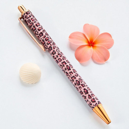 Stylischer Kugelschreiber in Leo-Optik (pink)