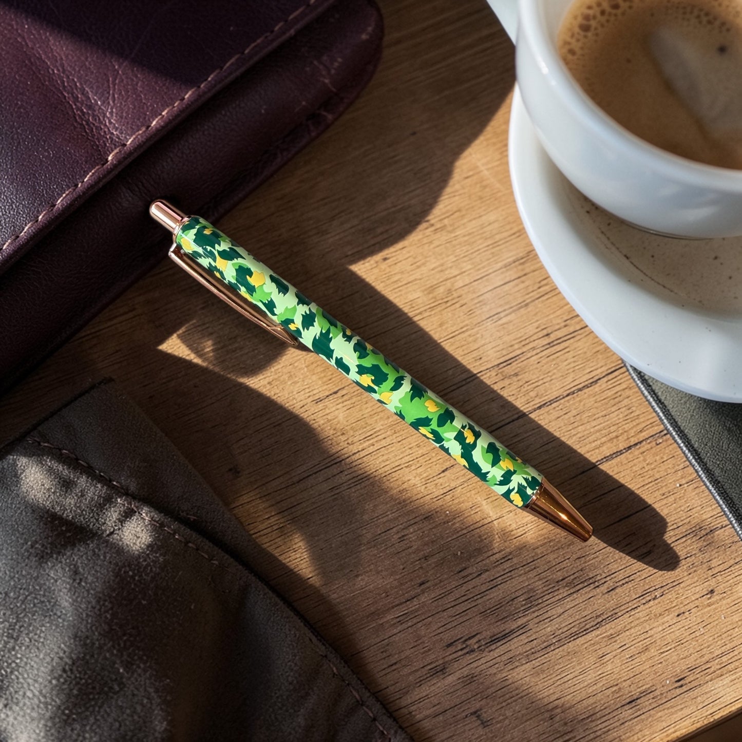 Camouflage Love Kugelschreiber grün