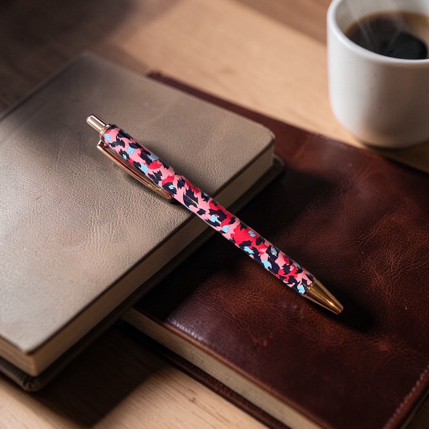 Camouflage Love Kugelschreiber pink